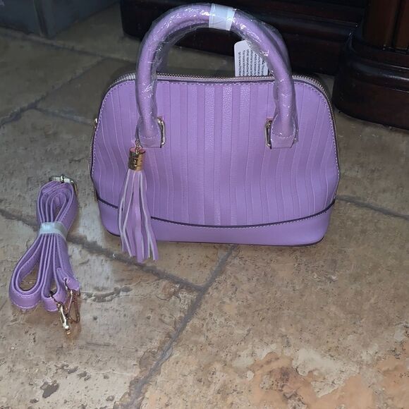 Lavender Crossbody bag - Picture 1 of 11